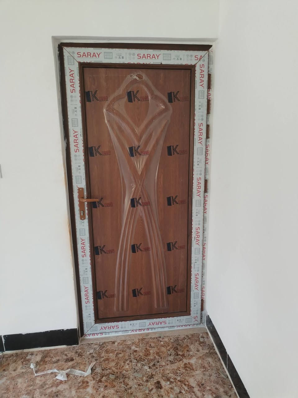 باب صاجي تركي درجه اوله انسب اسعار وجوده عاليه يوجد لدينا جميع انواع المنيوم او بلاست او زجاج تواصل ***********
