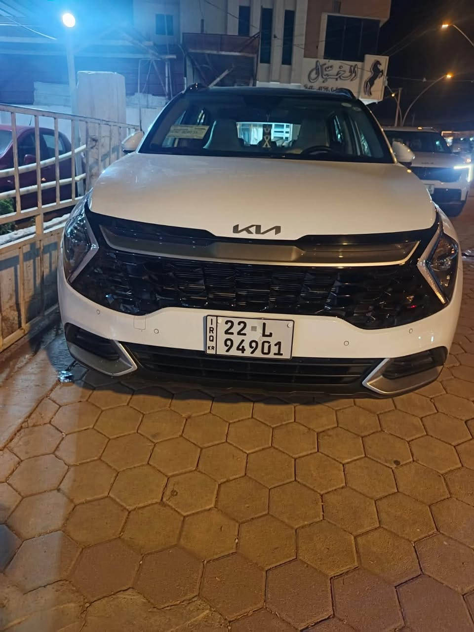 سلام عليكم 

سبورتج خليجي 

موديل 25

رقم أربيل 

فول مواصفات 

بنراما رادارات جانبيه 

كراسي كهرباء 

صندوك كهرباء 

بصمه تشغيل وبصمة أبواب 

تشغيل عن بعد 

حساسات امامي خلفي 

شفتات ستيرن 

ماشيه ١٨الف

ويل ١٩

هندبريك بصمة 

مري شفط 

سعر 225$$

العنوان الرمادي 

مركز المدينه 

رقم الموبايل 
***********
***********
