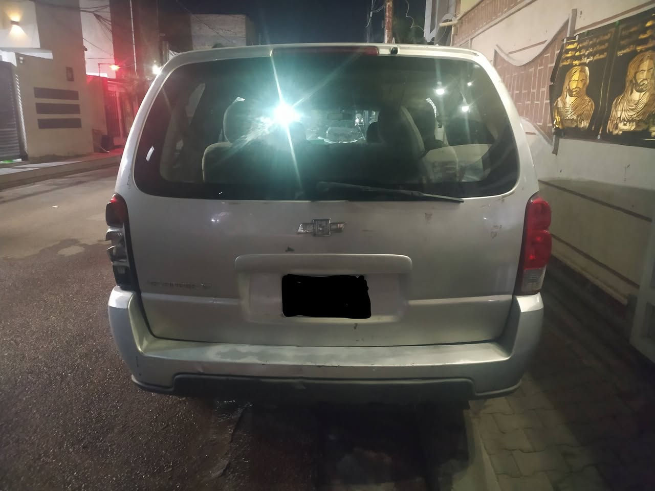 اسيارة شوفليت بلاندر رقم بغداد 2008 محرك 3900 كير على الشرط المكينه كامشه تبريد شغال ثلاث قطع للبيع فقط
الاتصال على *********** او ***********
