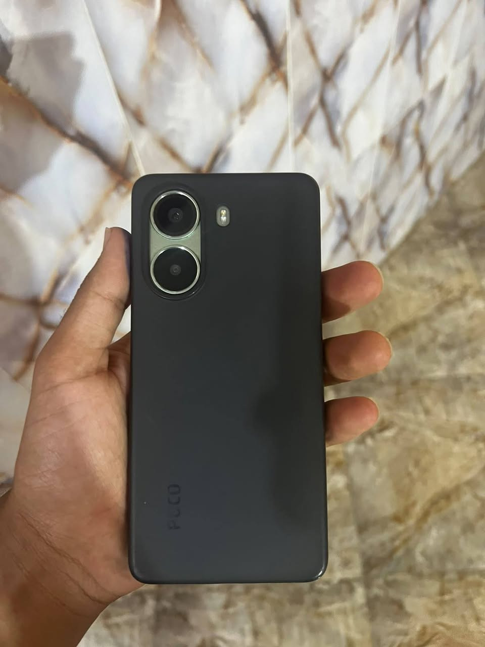 السلام عليكم POCO x7pro ذاكرة 256 جاهز بعده طك باكيت بطاريه97 بي شخط بشاشه ابكد شعره شخط مو فطر  ممبين اصلن سعر 360 أو امراوس اب ايفون ونطي فرق .***********
