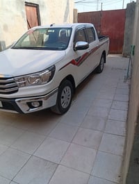 هايلوكس • گير عادي • ٢٤٠٠٠