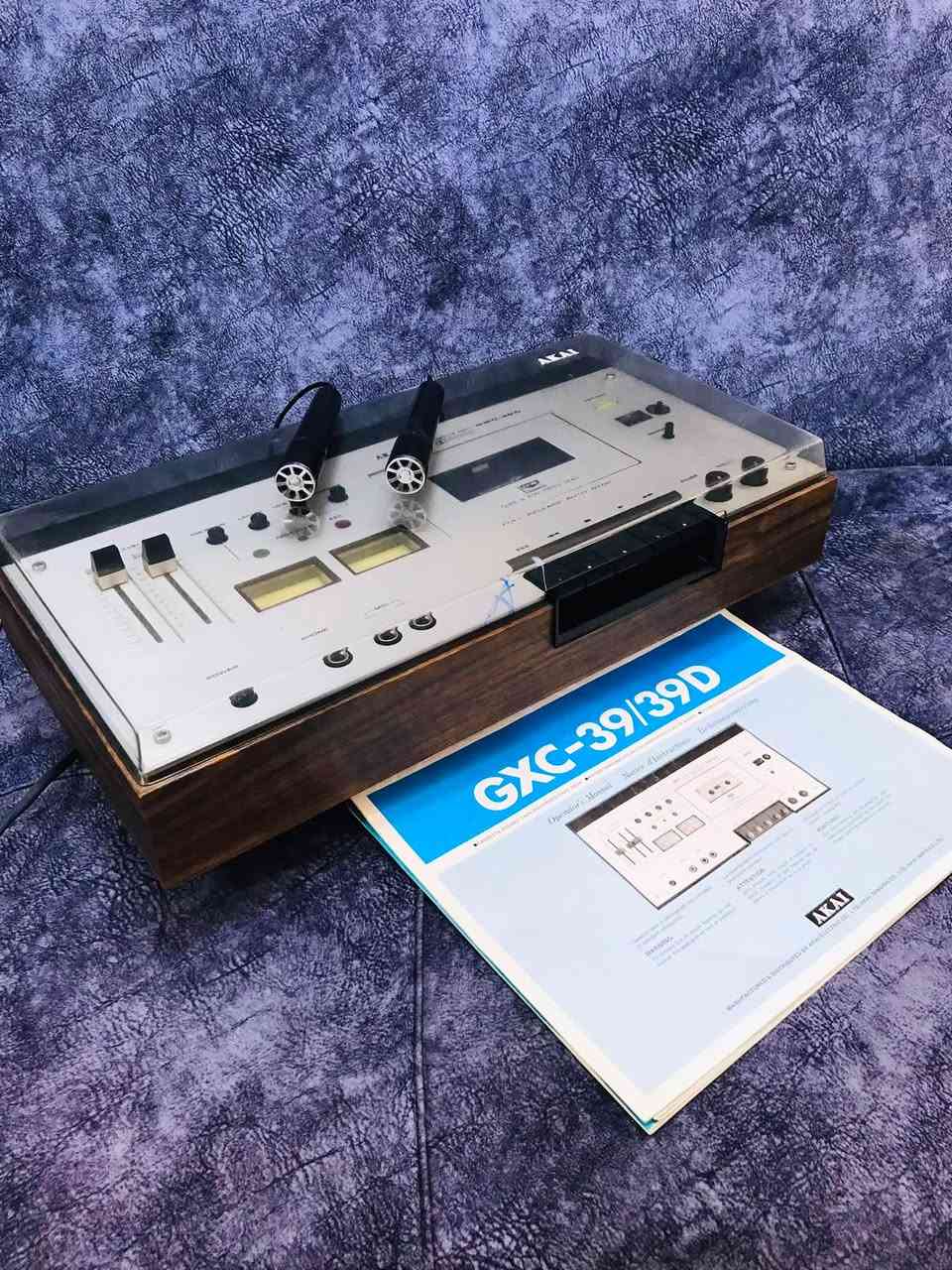 للبيع 🔇
الغني عن تعريف ( AKAI-GXC-39 D )
الجهاز نقص فقط كارتون مامشتغل
الغطاء  + المايكات + الكتلوك
(نظام دك وليس ناطق يحتاج مكبر صوت )
للاستفسار اكثر مراسلة الصفحة 
وات ساب *********** ☎️
