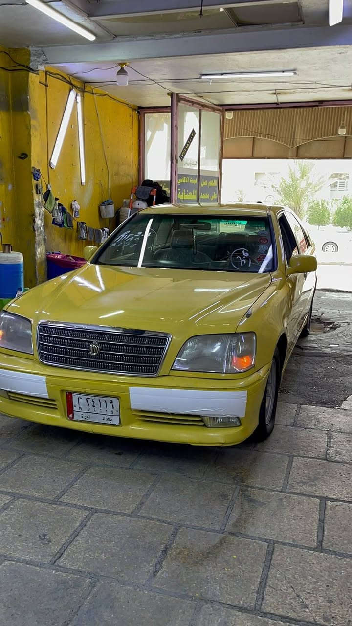ملكه 2002 اصل كرستال ديفور الكبير خطه نجف بغداد قماره رقم الماني قرار 48 باقي بس الكمرك ابيع وكاله فقط 
مصفره هيئه وغرامات 
مكاني النجف الاشرف 50 وبيه مجال 
مكينه  كارتون اول امس شاده
***********
