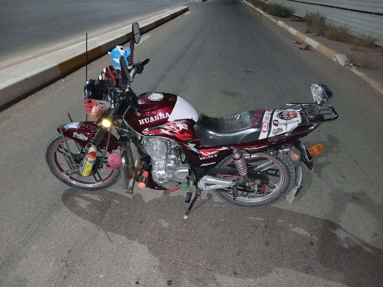 وين الجنايه هيوشه موديل 2022 فول الفول مرقم وكامل انگليزي بأسمي تحويل ثاني يوم دراجه مصروف عليها محرك كير شرط للأستفسار اكثر خاص او اتصل ***********
