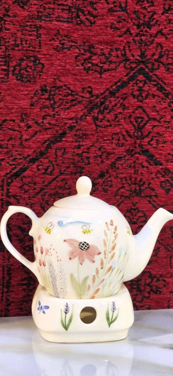 سلاو   هه راج کرا هه موو قوریە کان  دوو کانە کە مان لا ئە بین هه موو قوریە کان هه راج کراوە خوار سعری جوملە یە  قوریە کان بایریکسن  واتساپ   فایبەر     ***********
