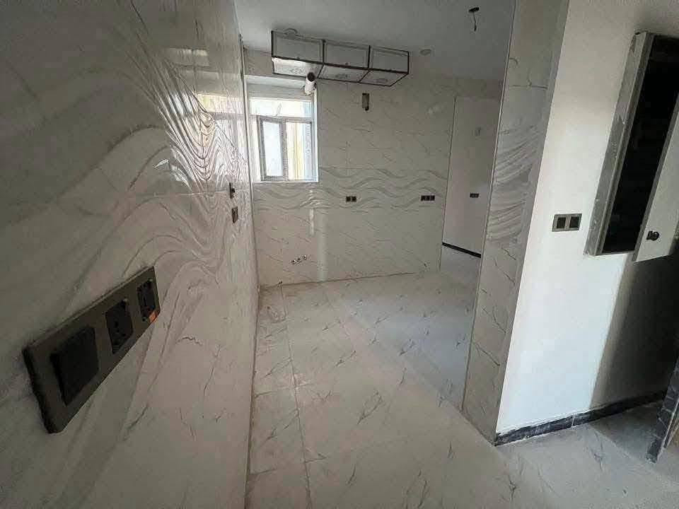 🏠 شقة للإيجار – حي الفرات

📍 الموقع: حي الفرات، الشارع الرئيسي، قرب جامع العقيلة زينب.

🔹 تتكون من:
• غرفتين نوم
• مطبخ
• استقبال
• حمامين (غربي وشرقي)

📞 للاستفسار والتفاصيل، مراسلة 
***********

