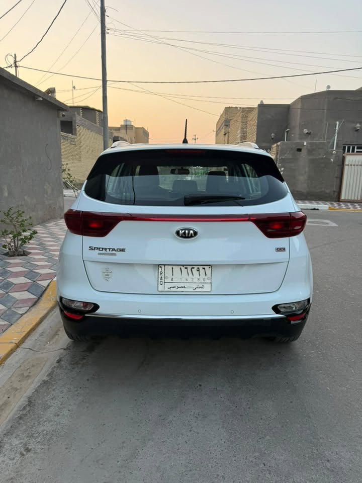 سبورتج خليجي ابيض اللون موديل ٢٠٢٠ محرك ٢٤٠٠ فور  ثلاث انظمة قيادة حساسات تحكمات ستيرن بيها حادث بالخليج صبغ بالبنيد نفسه 
السيارة باسمي مداور باي وقت 
سعرها ١٧٠ بيها مجال قليل 
مكان السيارة سماوة 
تلفون ***********
