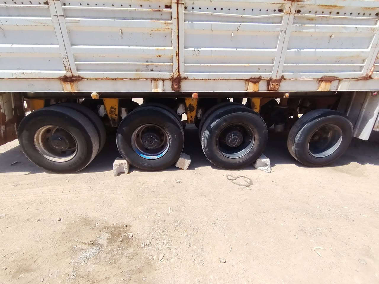 للبيع عربانة حدادية 
للاستفسار***********
