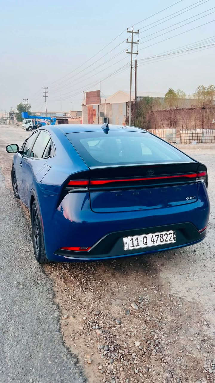 بريوس للبيع
2023
ضرر مثل ما موضح بالصورة 
بدون داخل ولا شاصي و ايرباك ما طاك 
خمس قطع صبغ 
سعر 118 ورقة بيها مجال بسيط
***********
بي واتساب 
مكان السيارة بغداد
