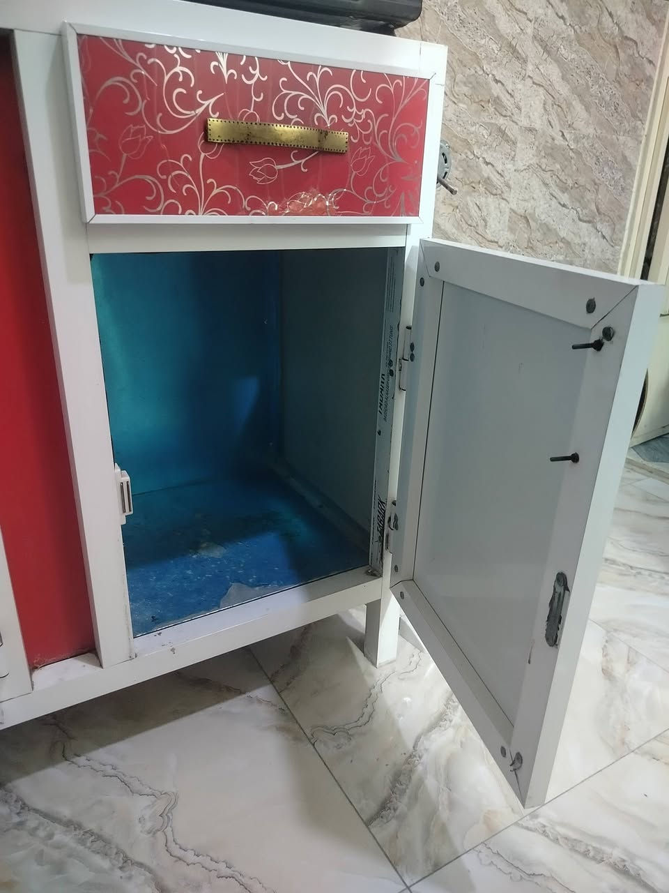 كاونتر • للبيع • واتساب