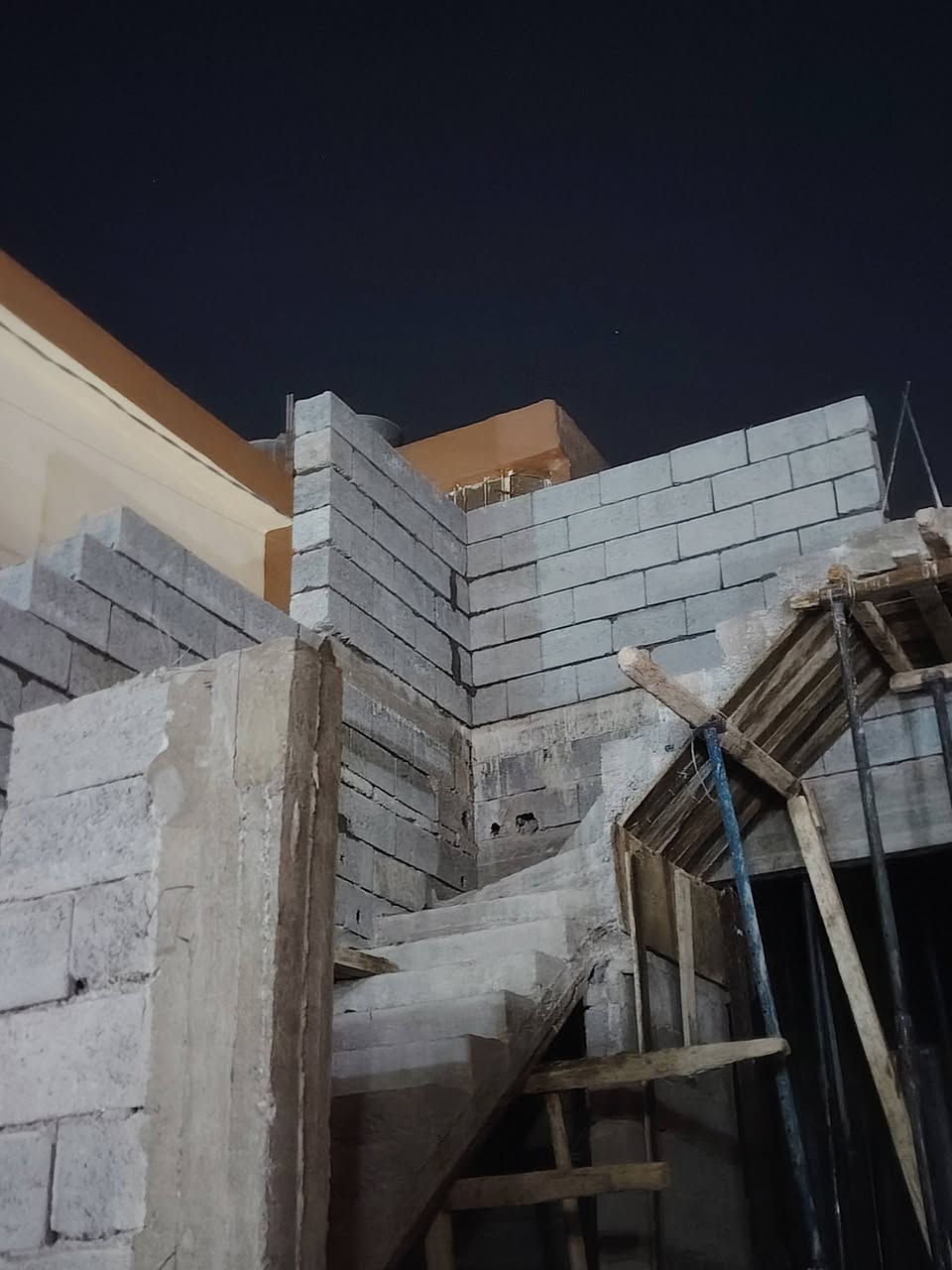 اسطة متفرق • شغل متفرق