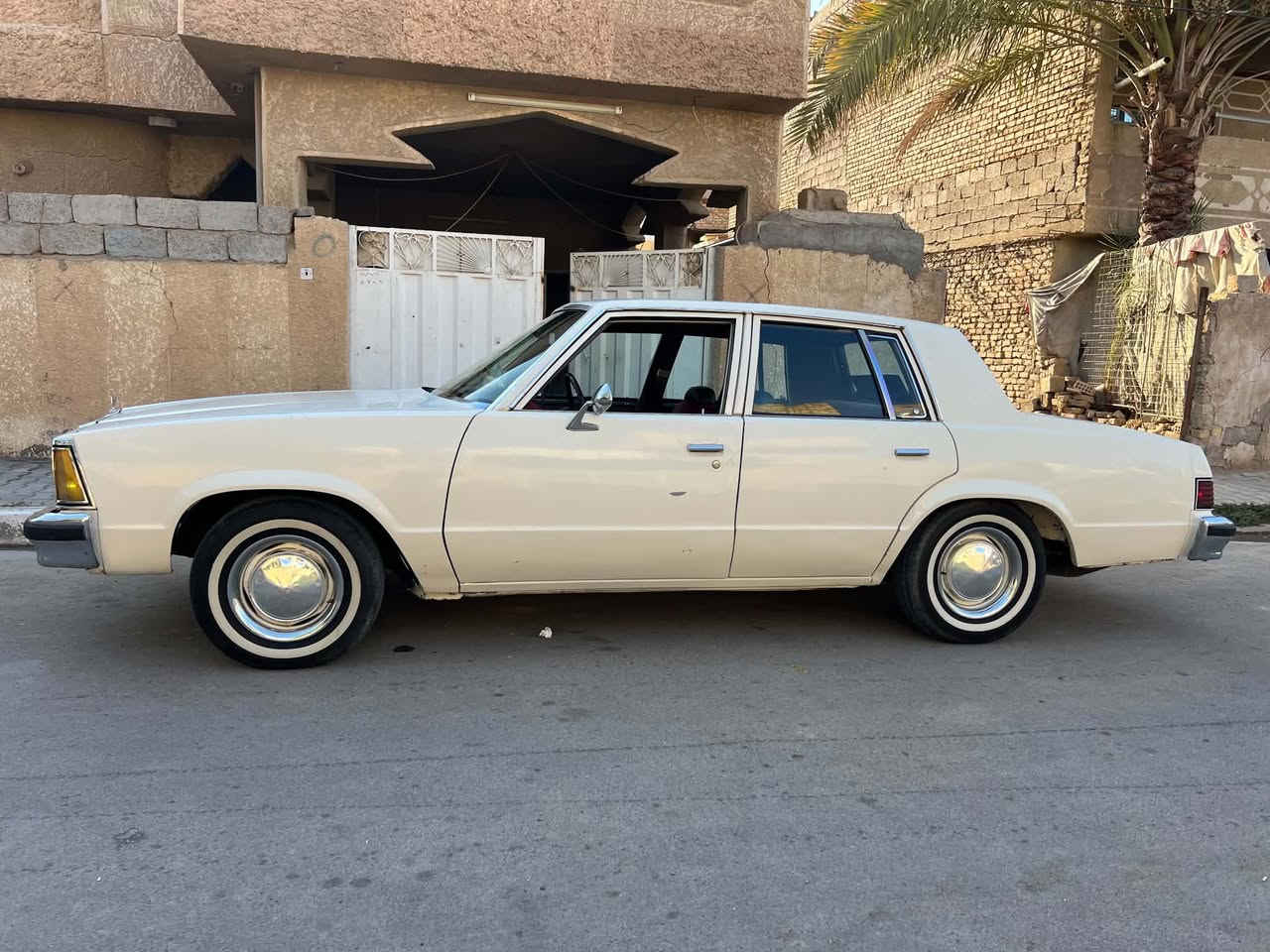للبيع... محرك استرو 6 سلندر كابريتر  كير 700... مصبوغه جماليه... سعر 50
***********
