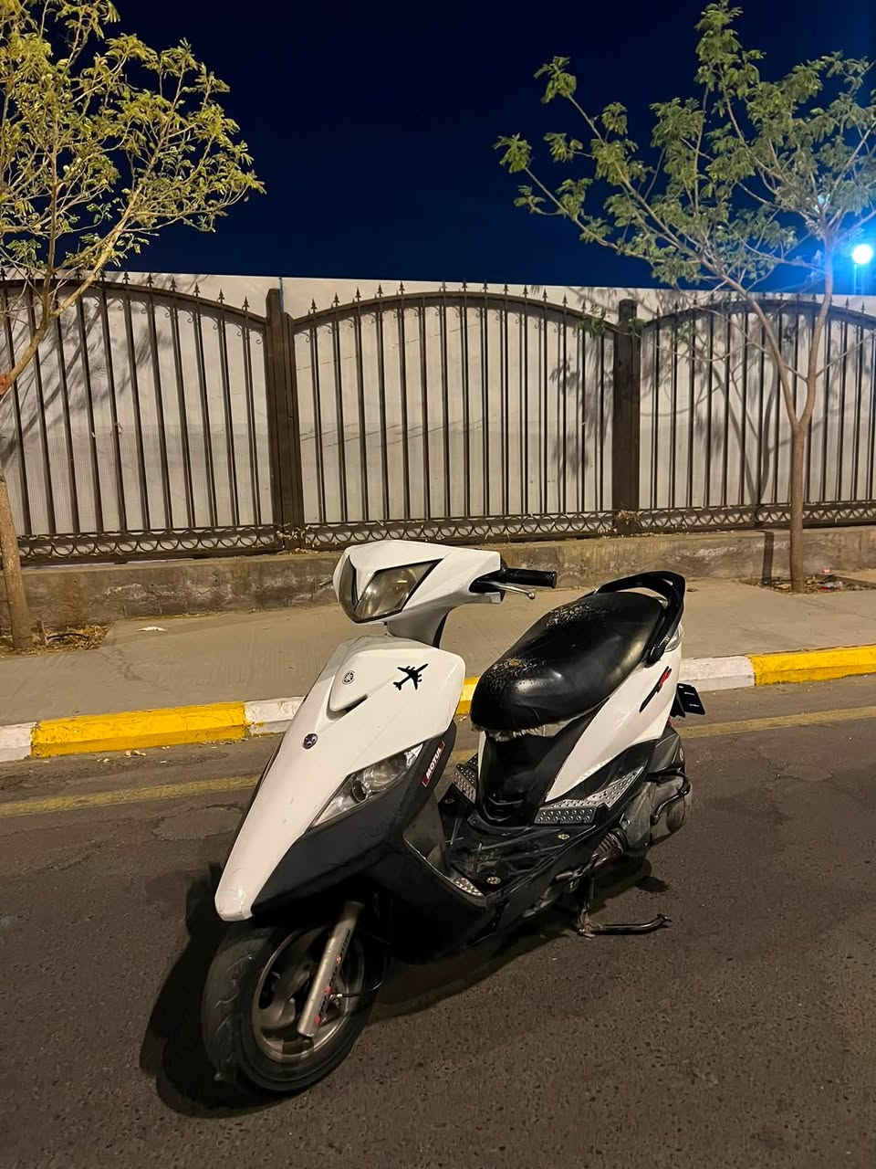 ماكس ثعلب 140 نضيفة محركها مامفتوح بلادية كفراتها البلادية موجودة كلها مختمة وصالنصة البلادية موجودة هم انطيهن ويا دراجة للاستفسار ***********
