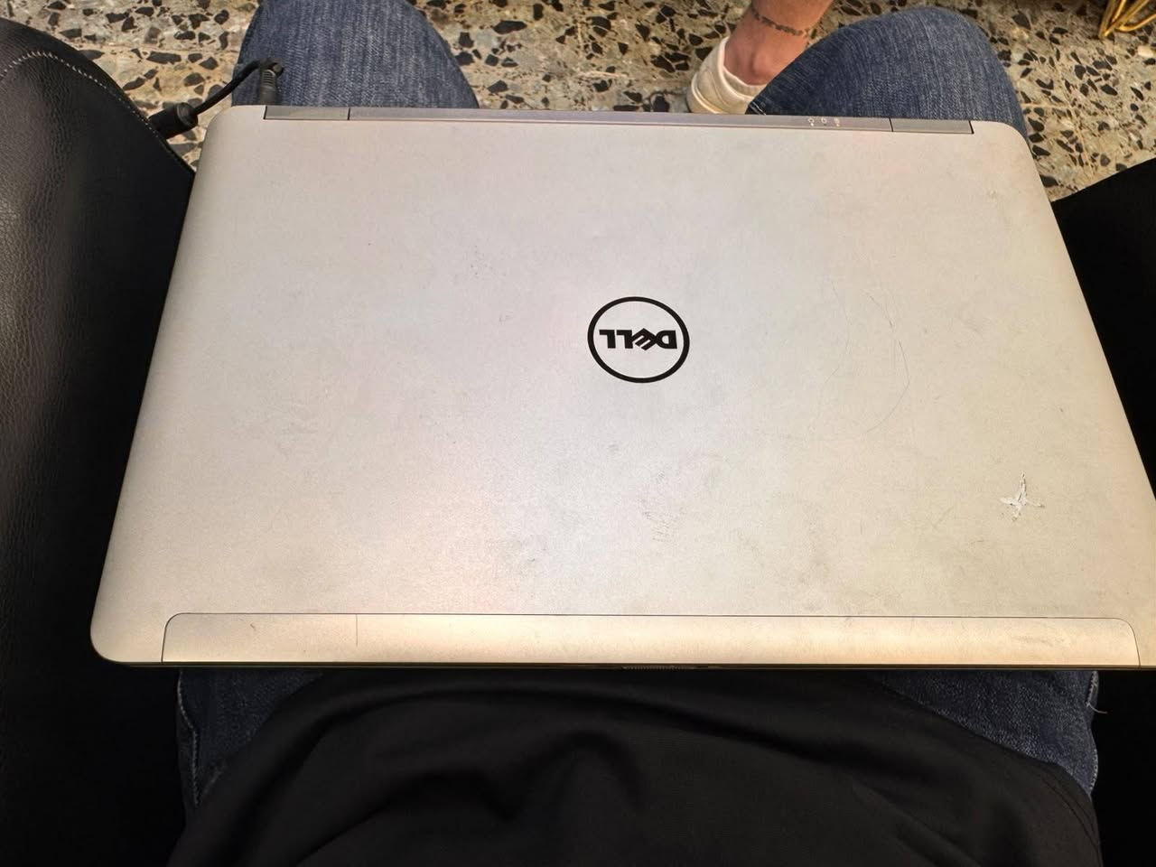 السلام علبكم 
لابتوب Dell Latitude E6540 للبيع
 المعالج Intel Core i7-4800MQ
الكرت الداخلي Intel HD Graphics 4600
الكرت الخارجي AMD Radeon HD 8790M
الرام 16g DDR3L 1600 MHz 
الشاشة 
15.6 inc
1920×1080
السعر 250 الف
التواصل خاص او عالواتس 
***********
