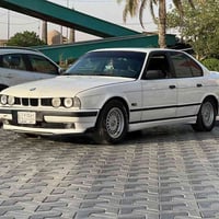 ١٩٩٠ • ابيض • بدون ضربه
