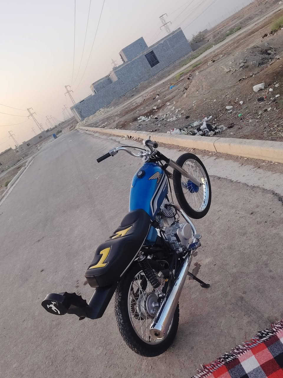 السلام عليكم شباب دراجه للبيع تعمير السعر 700🫵🏻
***********
