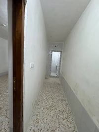 السيدية – مربع الاقتصاديين • مشتمل طابق أرضي • غرفة ١