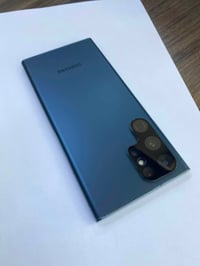 Galaxy S22 Ulra السعر 550الف وبي مجال بغداد البياع 07709316956