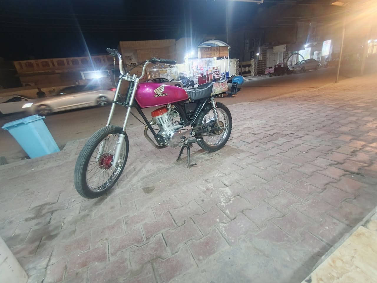 دراجه للبيع هاذ رقمي شراي يخابرني ***********
