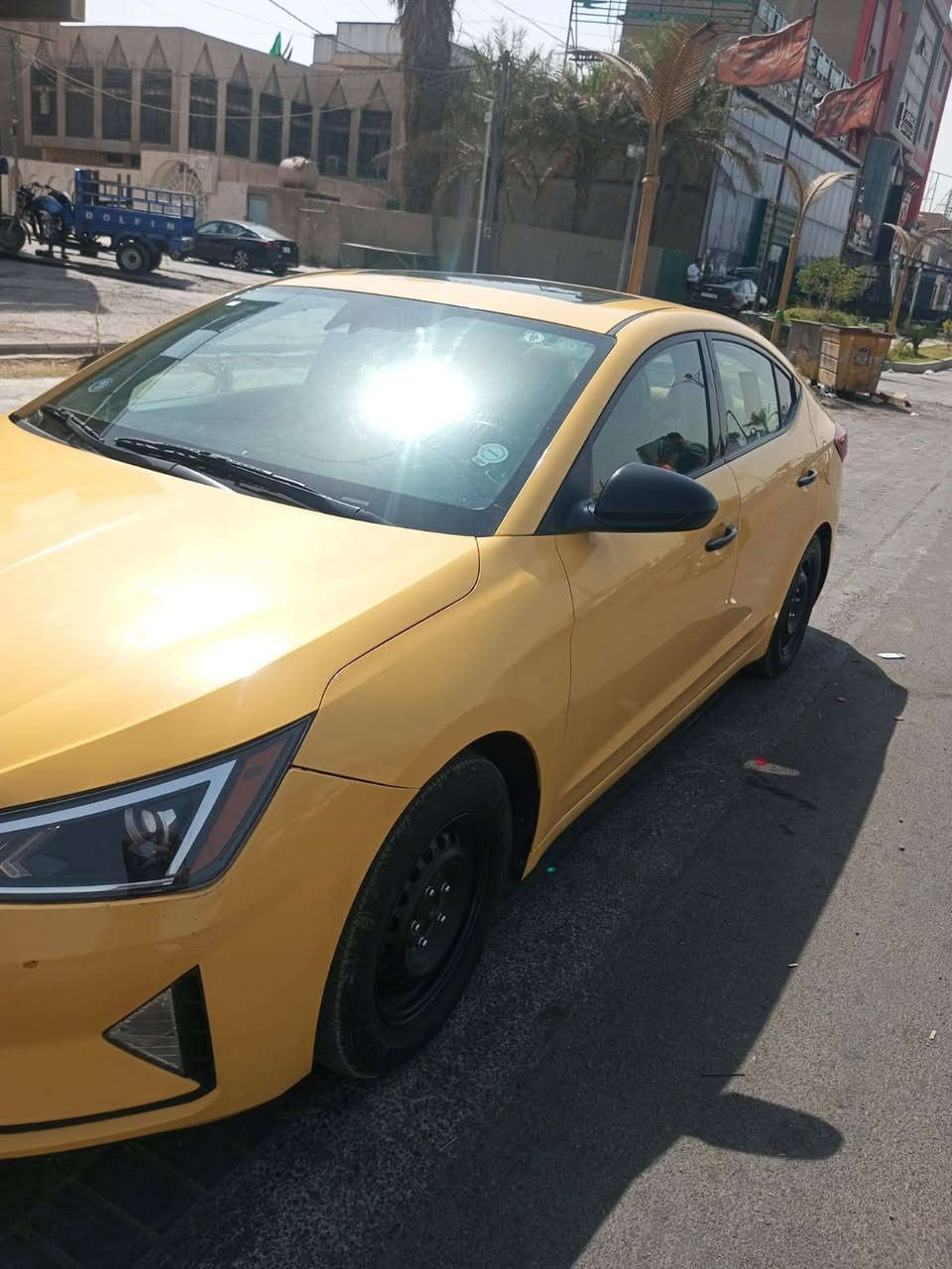 السلام عليكم
النترا موديل /20
صور حادثها بل منشور
السياره فول وارد امريكي
السعر /135بيها مجال حك ال جيه 
موجود على خاص فقط اتصال 
***********
