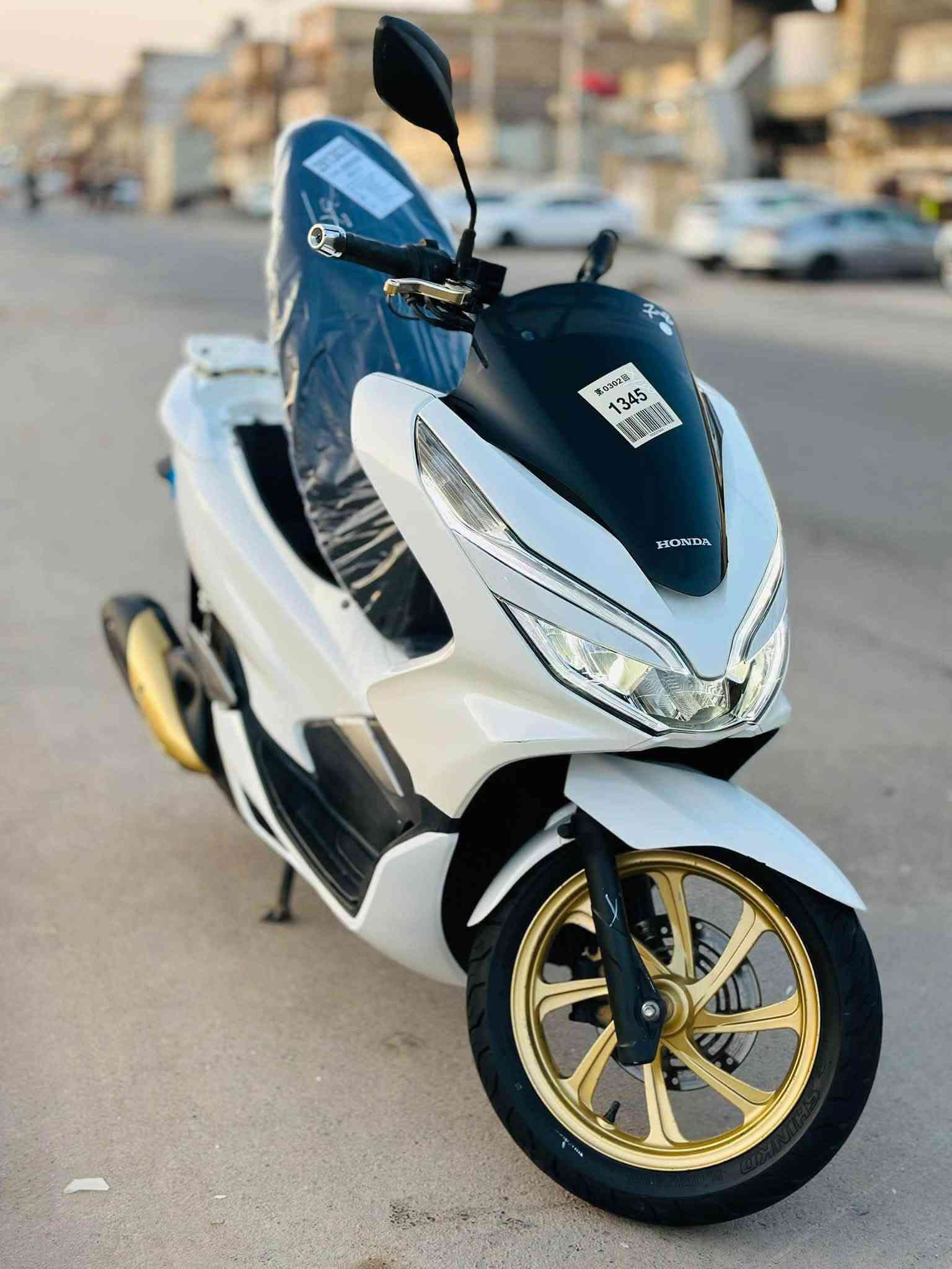 بيسي اكس • جيل ثالث • وارد كوري