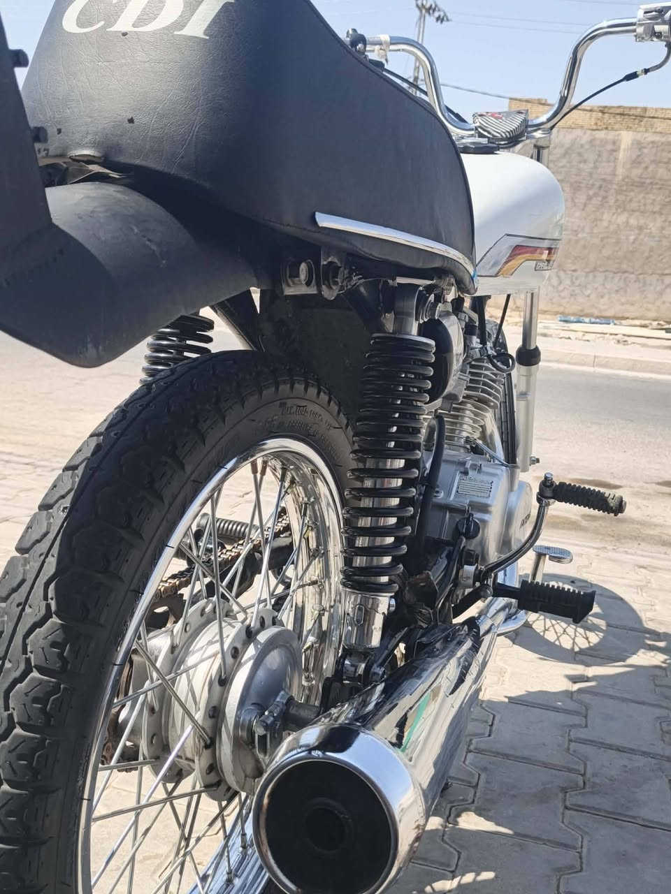 دراجه شاصي مديل 2013 اوراق اصولي  تعميره 26 سعر 600 وبيهه مجال قليل جماعت ل500 مريضه طلعو گبل هاذه رقمي *********** خاص مفتوح
