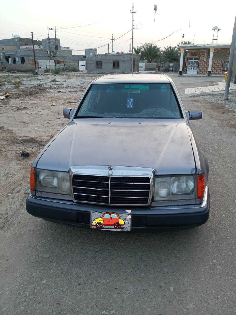 مارسيدس دب بغداد م91 شرط تحويل محرك كير خير من الله دبلاتها بلاد كشرها حلو بي ملاحضات بسيطة
السعر 43 وبيها مجال للشراي 
للاتصال ***********
