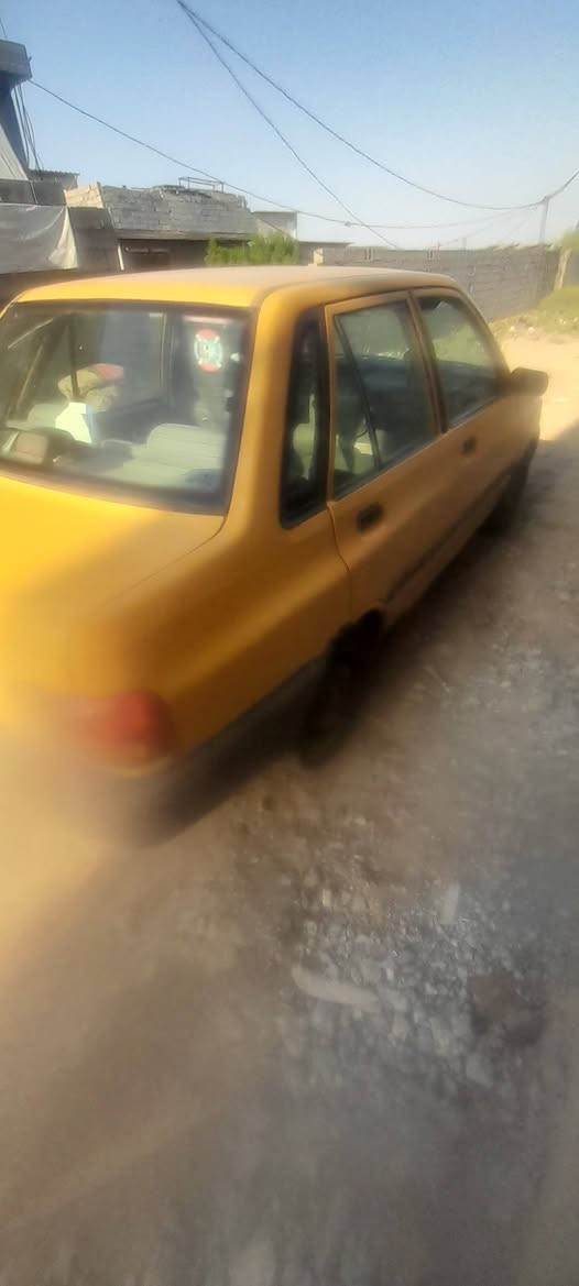 السلام عليكم سايبه للبيع موديل ١١ رقم انكليزي سنويه الحد السنه ٣١ ماعليه غرامات تحويل مباشر عليه بس هيه صار ٥ اشهر 
محرك كير خير من الله  شواصي مابيهن شي بيه بس جاملغ واحد ابدل بالكشر رايديه  *********** واساب هم موجود
