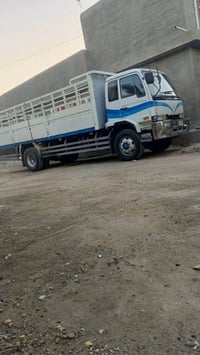 نيسان يودي • موديل ٢٠٠٢ • حمولة ٣طن