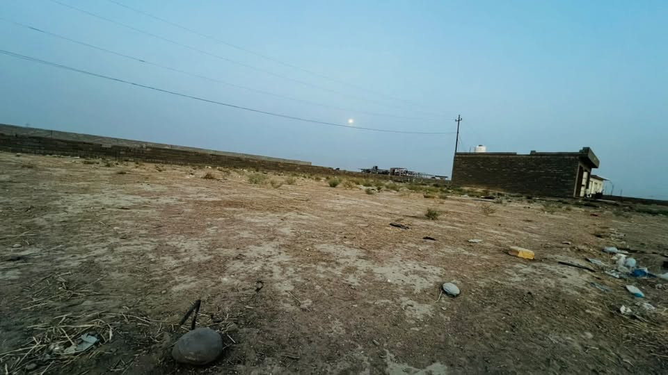 الطيوب • ٣٠٠م • واجهة ١٥م