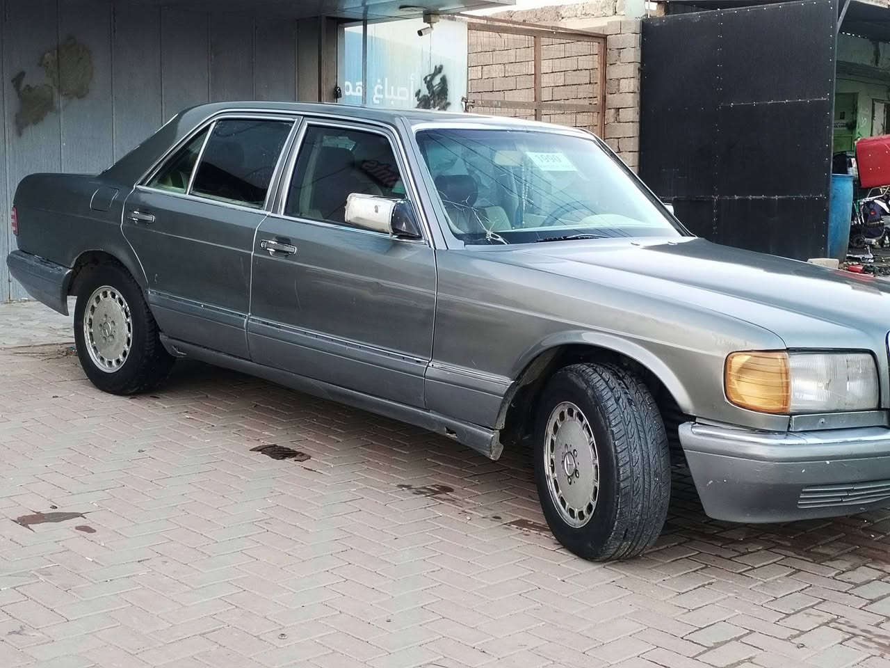مرسيدس سي300 • ١٩٩٠ • رقم انبار