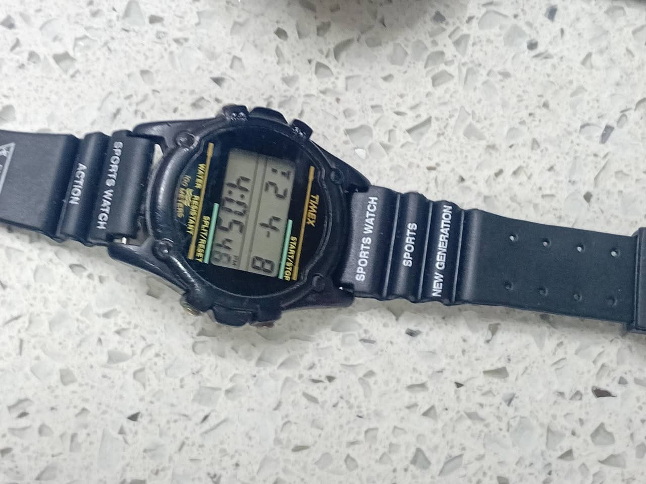 اذا انت كشخة وتدور الرقي والتميز هذا المنشور الك
تايمكس رقم واحد #timex
باله اصلية نظافة ٩٥%
للتواصل على الصفحة لو على الرقم ***********
