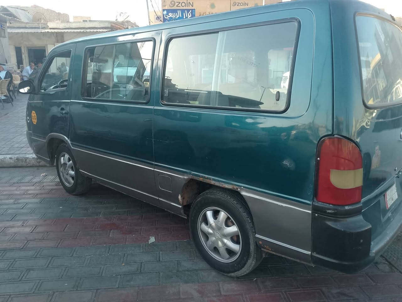اسلام عليكم استانه البيع موديل 2001 مكينه وكير وتخم تاير اكشر شوف لعين حلوه وجاهزه تحويل ثاني يوم رقم بغداد مكاني اطوريج سعر 55 بيه مجال شراي ينتصل رقمي***********
