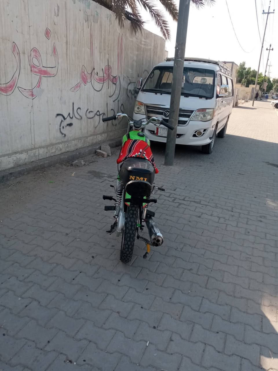 السلام عليكم دراجه للبيع اوراق اصولي بس ورقت وكيل راحت مني اكاتبك مكاتبه مكتب وكيلها عارضي  اوراقها اصولي تجي وشوفهن  دراجه 2016 معمره ستوهي وياله ايراني اصلي تانكي اصلي كشن اصلي تايرات ايراني اصلي كله جديد +مكينه مفتوحه مكينتها خرسه اي صوت ماكو كلجات جدد مكاني كوفه خاص ما متواجد دراجه متوازي عله بيعتها ما انباعت هسه باجر بسوك جمعه بايعها سعر 500وبيها مجال هاذه رقمي وتواصل وياي ***********

