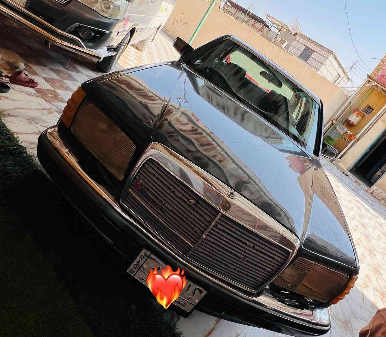 السلام عليكم حبايب مارسيدس رئاسي موديل 91
السياره حلوه محرك 3000vvt.  
كير محرك مكفول 
رقم بصره ،، 
السياره بلحقيقه كلش مرتبه 
وين ميعجبك شغل وطلع 
مكان السياره البصره قضاء المدينه 
السعر34 وبيه مجال حگ الجيه فقط ***********
