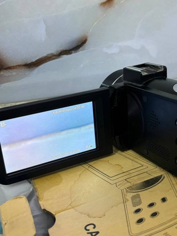 السلام عليكم
الكامره للبيع نوعها
PC camera 4k
السعر 80 الف
للتواصل ***********
