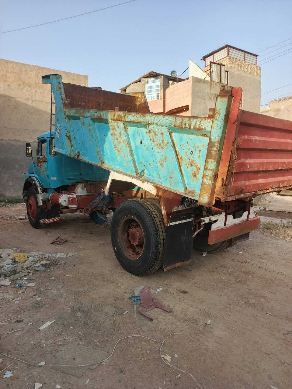 السلام عليكم سياره اقجم لبيع 69 بغداد بسمي تحويل مباشر رقم ***********
