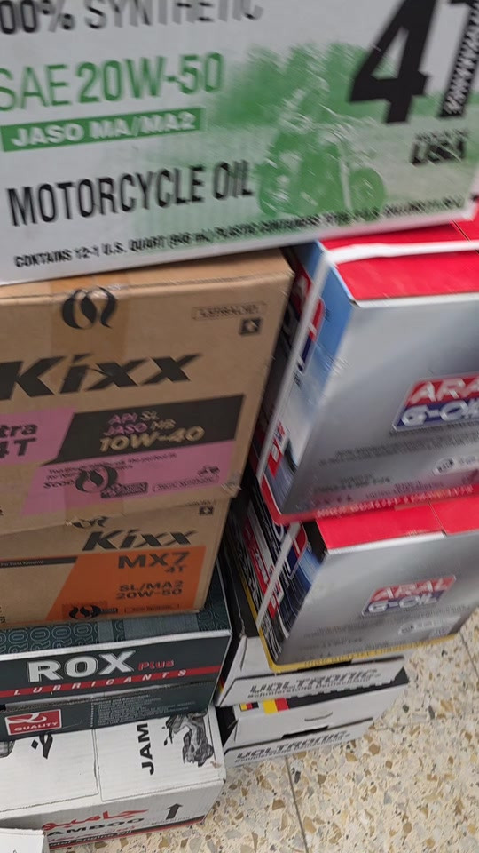 متوفر حالياً كمية محمدودة  زيت المركات AMSOIL10W40سكوتر  بغداد/الامين الثانية  قرب مركز شرطة الامين  احمد المهداوي للدراجات  #احمد_المهداوي #دراجات_نارية🔥 #Amsoil #اصلي #الامين_الثانيه 
