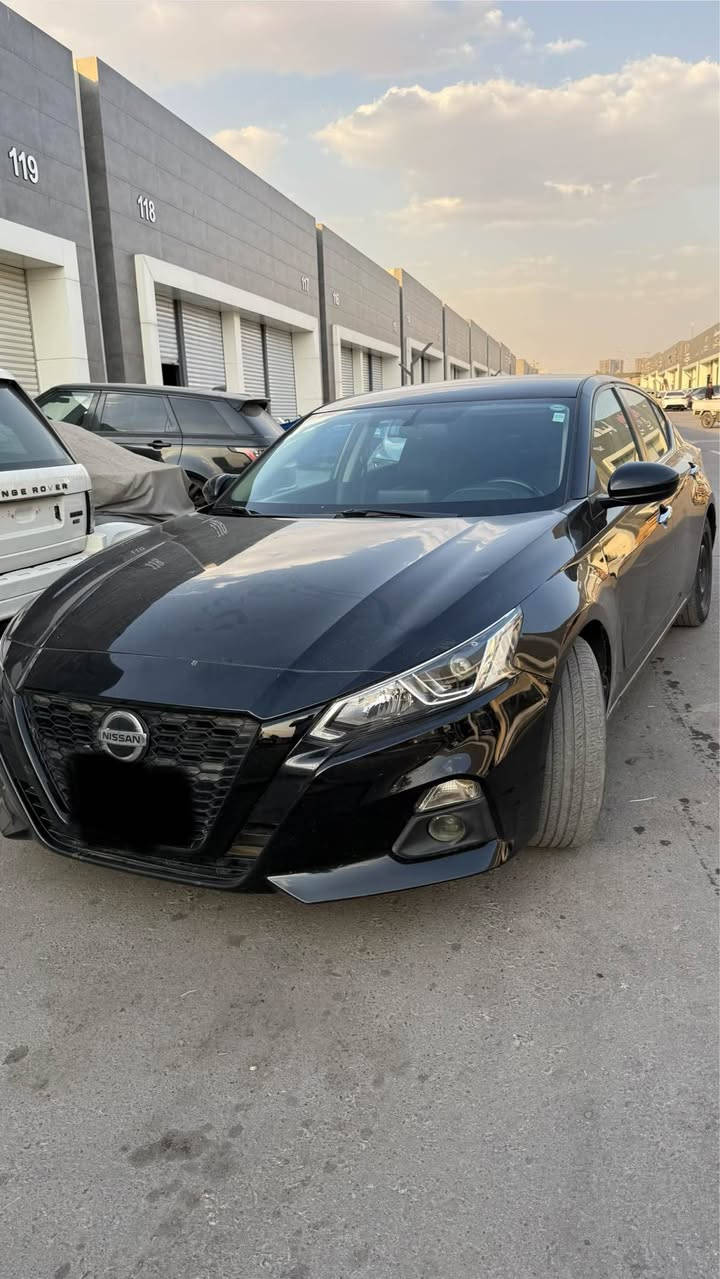 Altima 2020 s 
رةشي قةتران سةنوي نوي رةقم نوي بةناوي خومةتةحويل بةشةرت .بئش كةبس راديتة و بوابة بيلادي .سونةرم داناوة.***********.وةتس اپ أربيل, العراق
