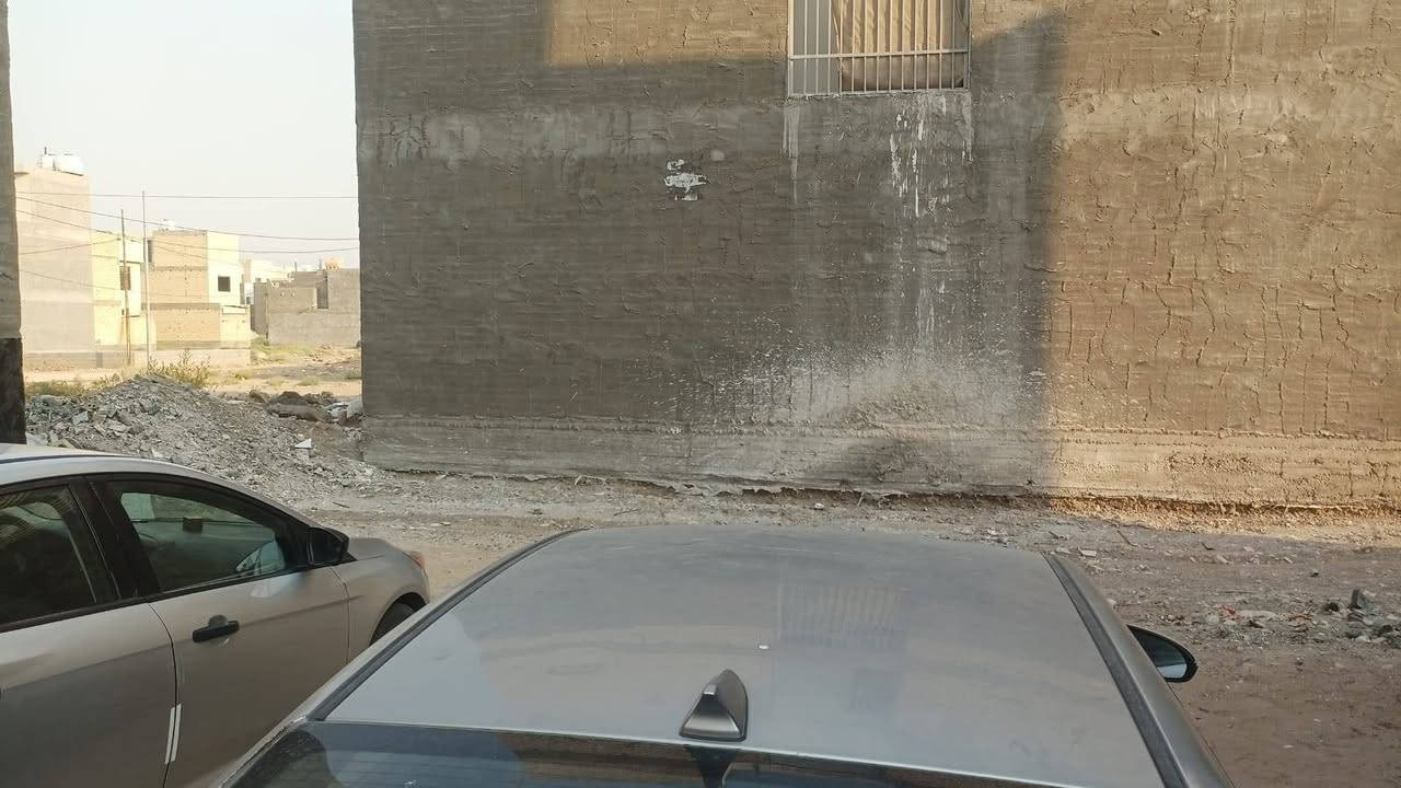 هاي النترا 2020. سعر 90 ورقه  يراد الها صبغ ترجع حلوه اني متعبه. تبريده يشتغل محرك سليم بلادي مع الكير سليم. بلادي بس الكشر تعبان. ***********0
