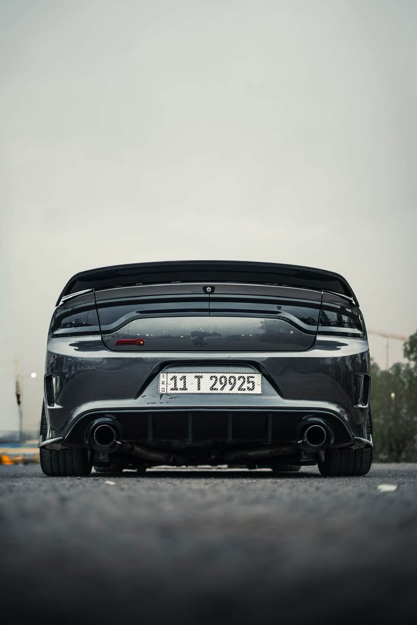 تشارجر RT • V8 ٥٧٠٠ • ٨٨ الف ميل