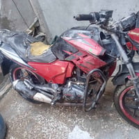 شباب دراجه دايوان دعمت بيه متروكه مكينه شغاله ٢٠٠ سيسي ٦ كير مكينه مفت...