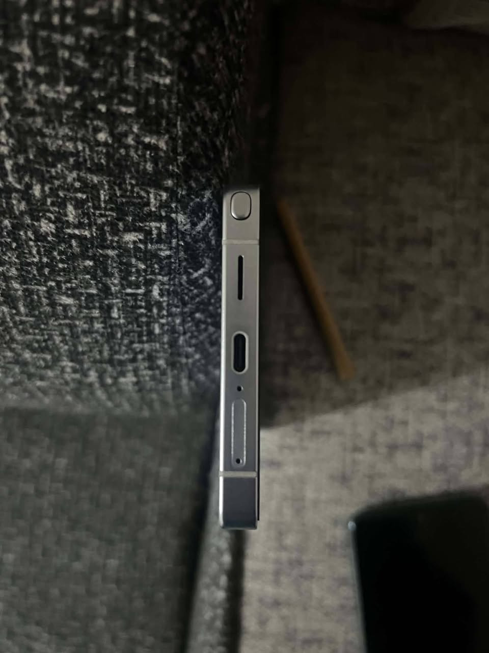 ​✨ للبيع: Samsung Galaxy S25 Ultra ✨
هاتف قمة في الأداء والتصميم، شبه جديد وبضمان ممتاز!

​الموديل: Samsung Galaxy S25 Ultra

​الذاكرة: 256 جيجابايت

​النظافة: 100% (ممتازة جداً)

​الضمان: ضمان عين الفهد (أقوى ضمان) 

​الملاحظات: يوجد شطب/شعر بسيط جداً في الظهر لا يؤثر على الاستخدام.

​السعر: 875,000 دينار عراقي

​💳 خدمة التقسيط: متوفرة لحاملي بطاقة ماستر كارد الرافدين.

​📞 للتواصل والاستفسار: ***********

