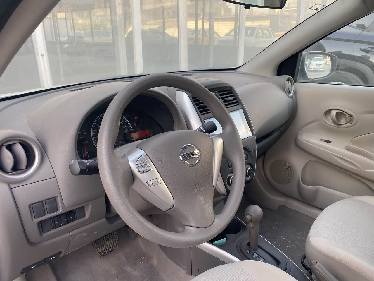 نيسان سني ابيض ٢٠٢٤ زيرو ومرقم
كلين تايتل رقم بغداد خصوصي كامرة خلفية واشاير بالمري
سعر ١٣$ الف تتحول ثاني يوم بأسمك
الاتصال 
***********
