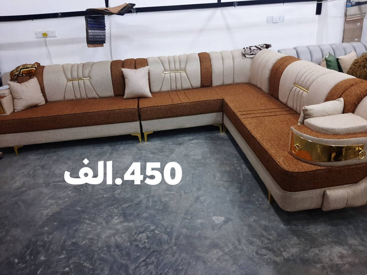 معرض الخطاب حديثه الحي العسكري مقابل جامع عبد اللطيف حامد.. ***********.
