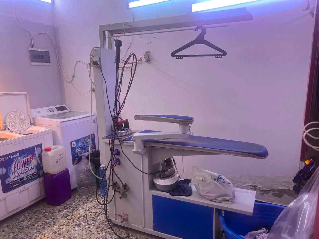 السلام عليكم…
….مكوى للبيع🏬
📍العنوان بغداد / صليخ ال٦٠٠ قرب مركز شرطه الصليخ
يحتوي على
* نورفا تركي
* ⁠غساله اوتوماتيك20kg الحافظ
* ⁠غساله حوظين 18kg
* ⁠غساله tolon غسل + تجفيف
* ⁠جلايه لغسل الزوالي+ستاندات عدد٤
* ⁠سبلت2طن LG
* ⁠براد ماء
* ⁠ساحبات عدد2
* ⁠سبلت داخلي 1 طن
* ⁠مبرده داخليه
* ⁠سنك وباقي الاثاث شوفه عينكم / ايجار المحل مناسب جدااا بالنسبه للموقع قياسته نزال١٠ واجهه٣
سبب البيع اني موظف وماعندي تفرغ كامل اله اما بالنسبه للشغل خير من الله والسعر مناسب جدا محل مابي نقص كبل تفتح وتشتغل والرزق على الله
للاستفسار الاتصال على *********** متوفر واتساب وعلى الخط
تحياتي للجميع.
