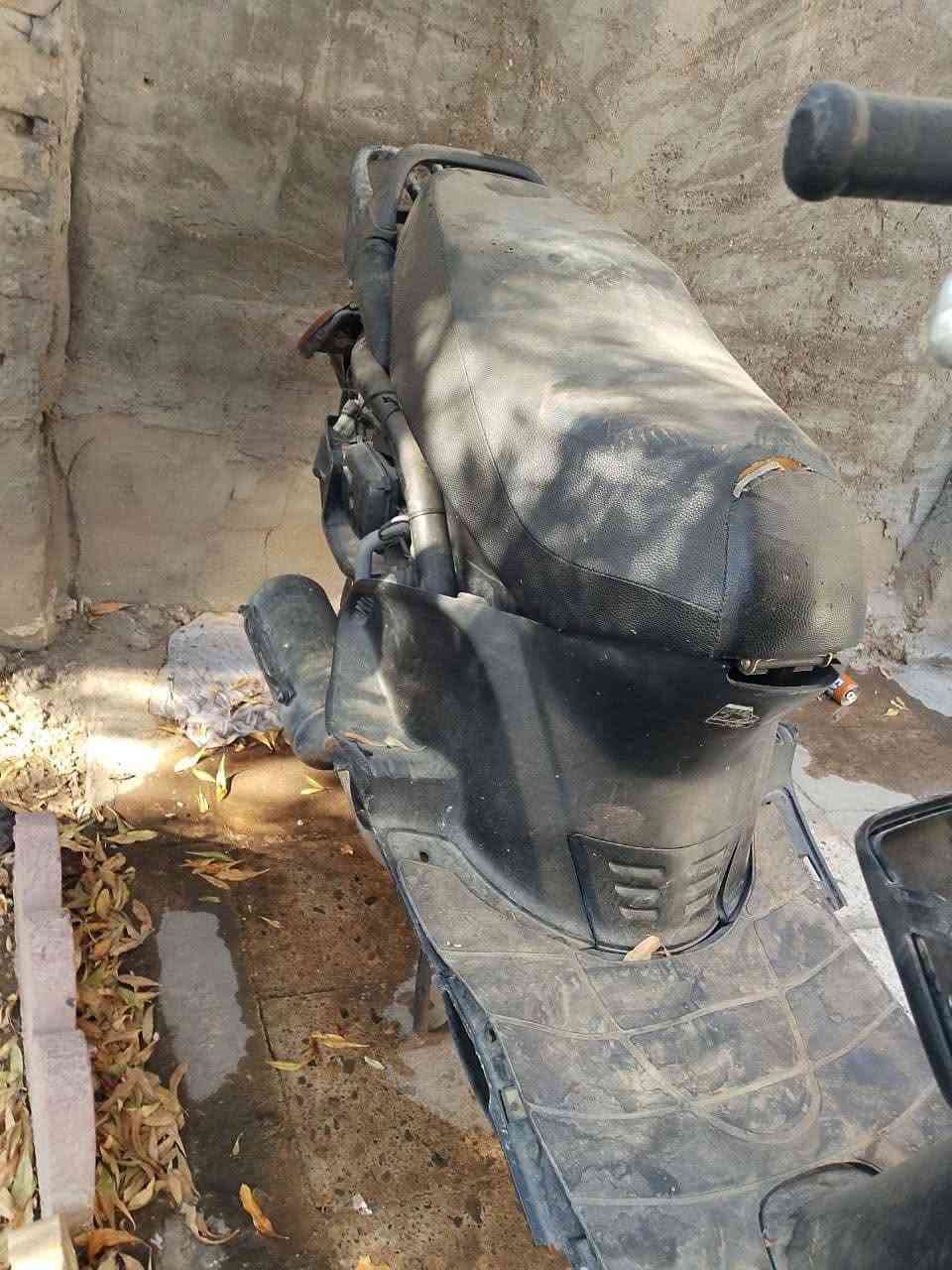 دراجة سبيسي للبيع  
تانكي البانزين وسخ 
والكابريتر وسخ 
دراجة 200الف 
رقم ***********

