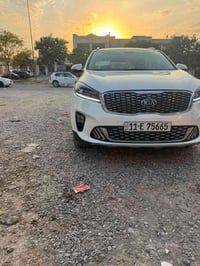 سورنتو ٢٠٢٠ • ٧٥٠٠٠ كم • رقم بغداد