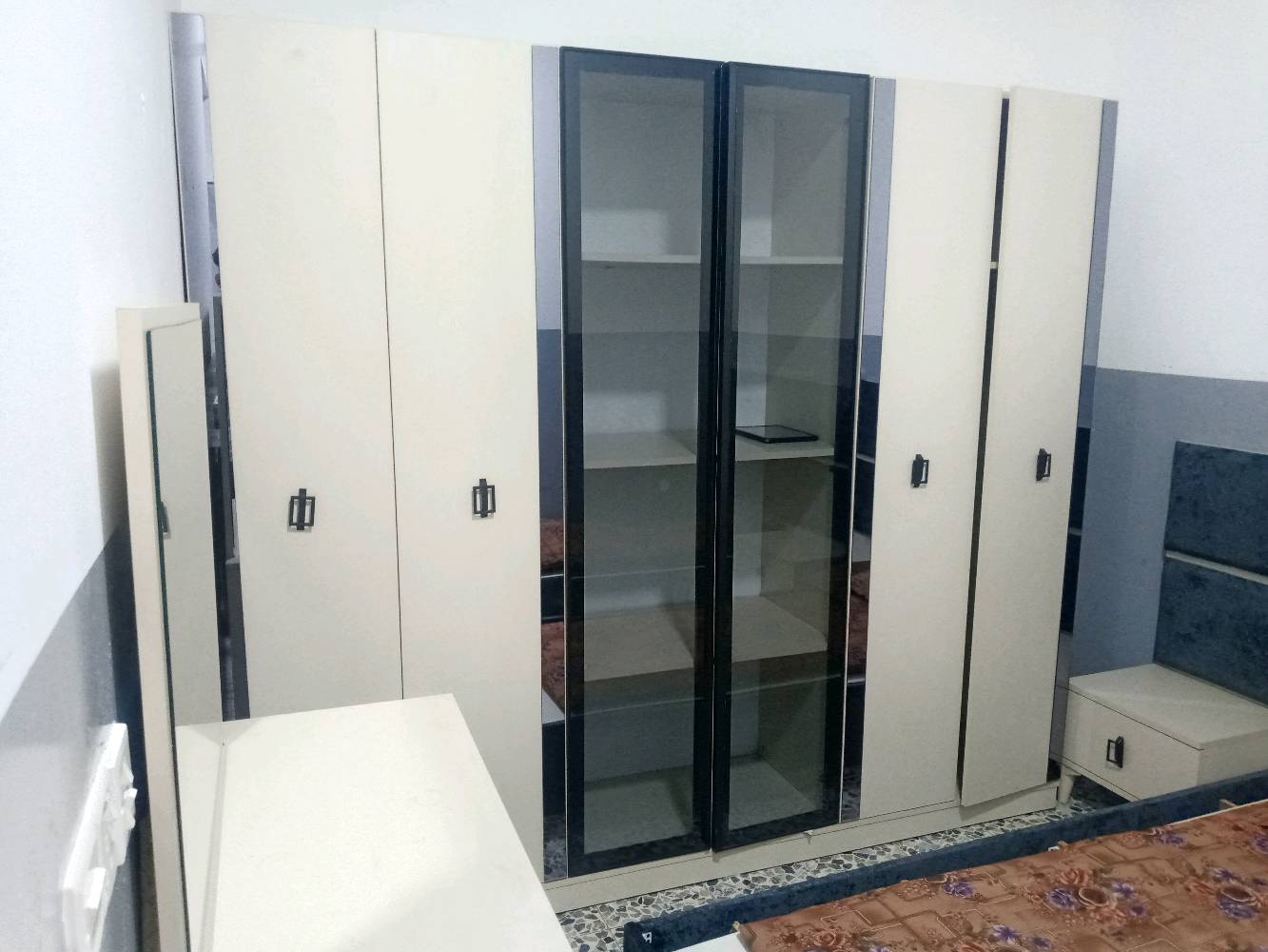 غرفه شبابيه اخو الجديده  السعر 550
