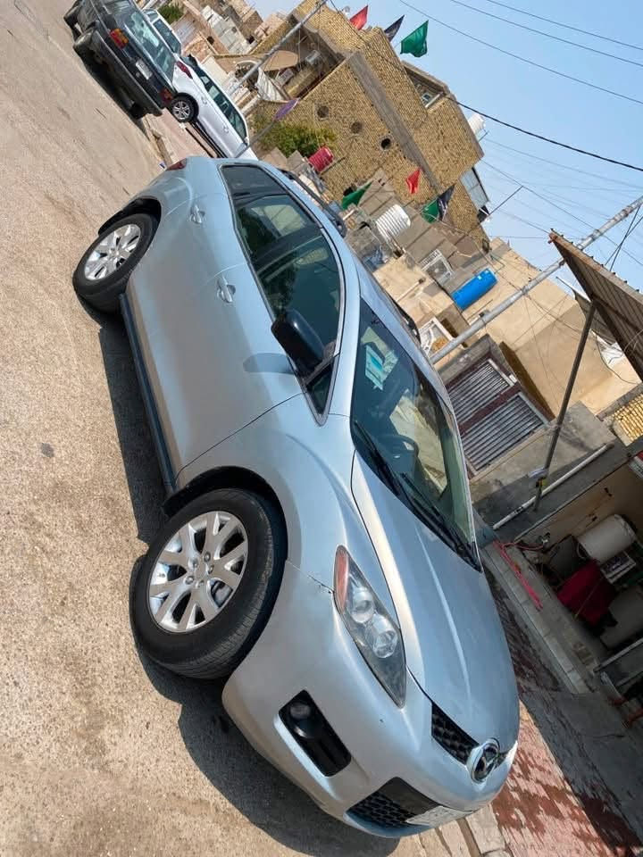 البيع او مراوس حسب إقناعه 
السلام عليكم مازدا cx7مديل 2007مكينه 4سلندر فور ويل 2500مكينه وكير حداديه خير من الله تخم تاير كهربائيات كله شغاله شاشه كأمره خلفيه حساسات كشنات كهربائيه تحكمات فتحه سقف سنتر لوك شغال رقم بغداد تحويل ثاني يوم السعر 65وبيه  مجال اتصل على الرقم مكاني بل كوت ***********
